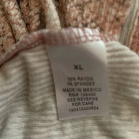 Pink Snake Tank Top 🐍🌸 - Picture 12 of 13